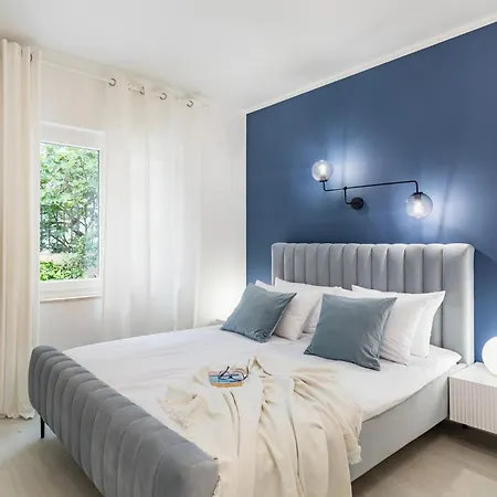 Family-friendly With Swimming Pool Arbanija - Ciovo - 25090 아파트 트로기르